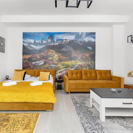 Nowoczesne I Stylowe Apartamenty W Centrum Bytomia Blisko Rynku By Noclegi Renters Εξωτερικό φωτογραφία